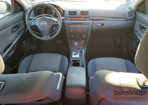 2005 Mazda 3 I z USA, uszkodzony, nr VIN JM1BK32FX51275592